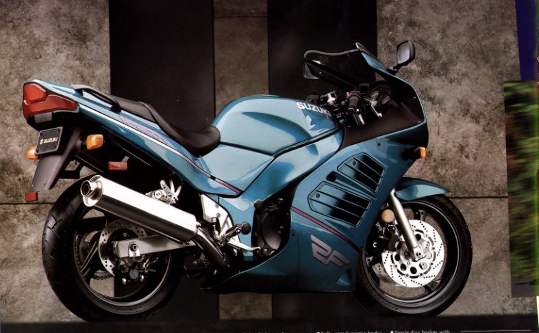 1995 Suzuki RF 600 R: pics, specs and information 